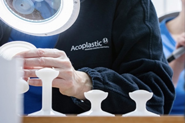 Antiseptic Applications with High Surface Requirements – High-Precision PTFE Components by Acoplastic